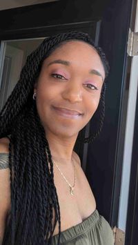 Shauna Roach-Armstrong profile picture