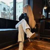 Katie Neville profile picture