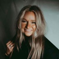 Caroline Roberts profile picture
