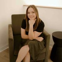 Meg Frisch profile picture