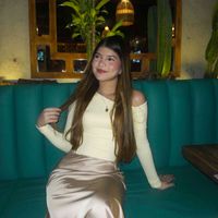 Ana Valencia profile picture