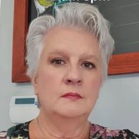 Liz Lacey profile picture