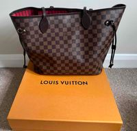 Girl With The LV Bag profile picture