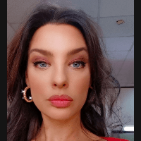 Nina Mališić ♏ profile picture