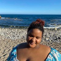 Halle Anderson profile picture