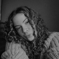 Ema Vujnović profile picture