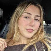 Emilye Bernard profile picture
