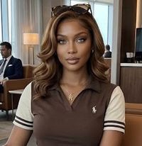 CuratedbyLizzy profile picture