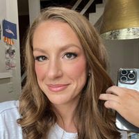 Angie Szush profile picture