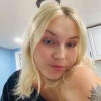 Emily🎀 profile picture