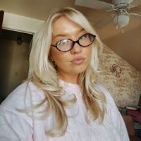 leah profile picture