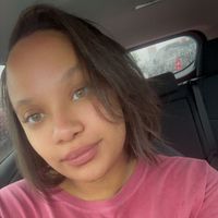 Elena Moulder profile picture