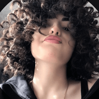 Vivian L'Herimt profile picture