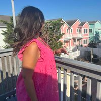 Elizabeth F profile picture