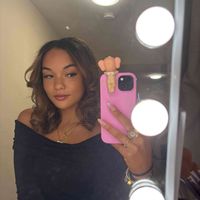 chloe foreman profile picture