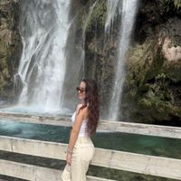 Mia profile picture