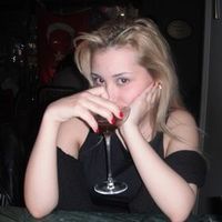 şule demir profile picture