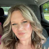 Holly Dean profile picture