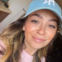 Emily Schumm profile picture