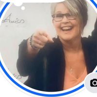 Vickie Poole (The Enlightened Peach) profile picture