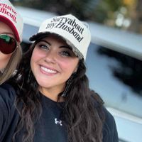 Lindsey Newcomb profile picture