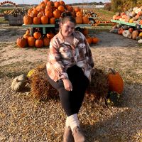 leah zacate profile picture