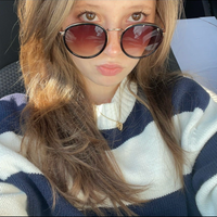 lizzy profile picture