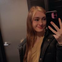 isabella mills profile picture