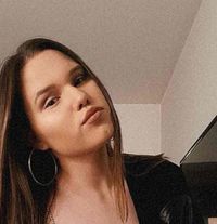 Anina Vrabec profile picture