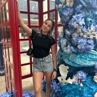 Nina K profile picture