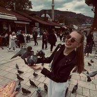Nejla profile picture